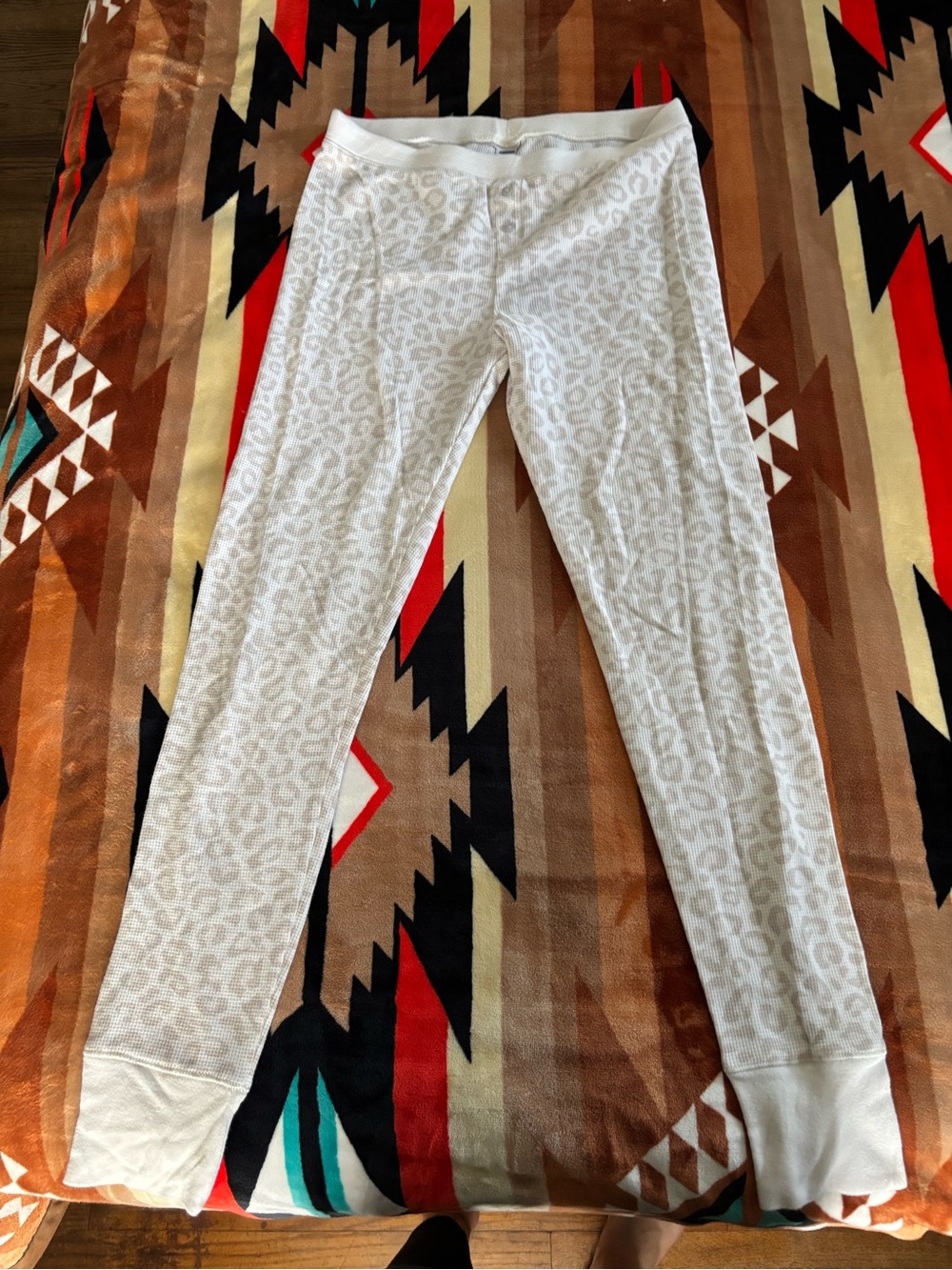Old Navy Cream Thermal Knit Leggings